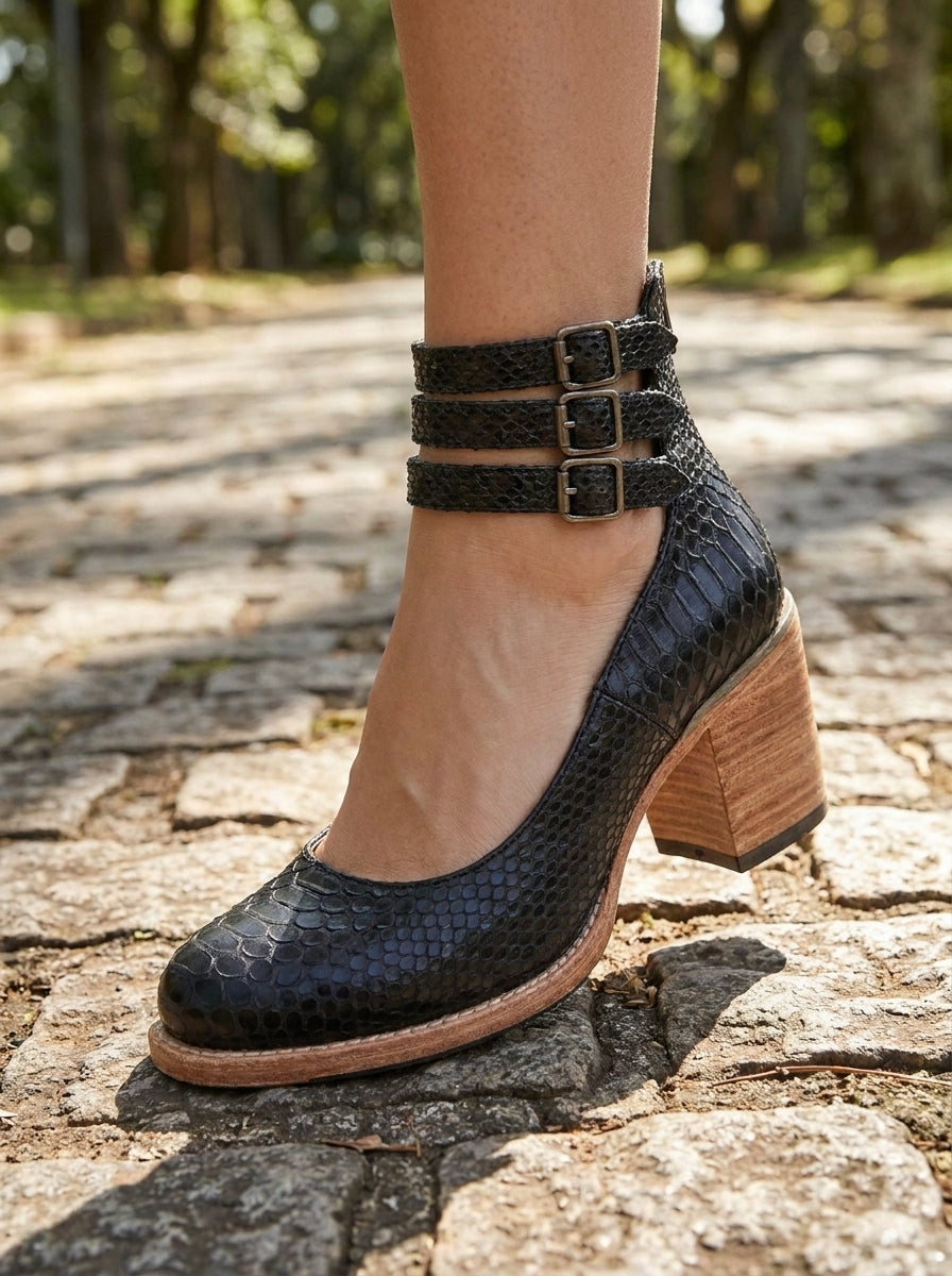 Signe Heels - Elegant Comfort