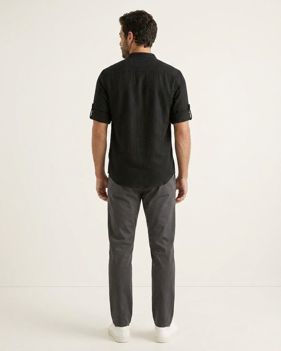 Noa Shirt - Cotton in Black - back fit