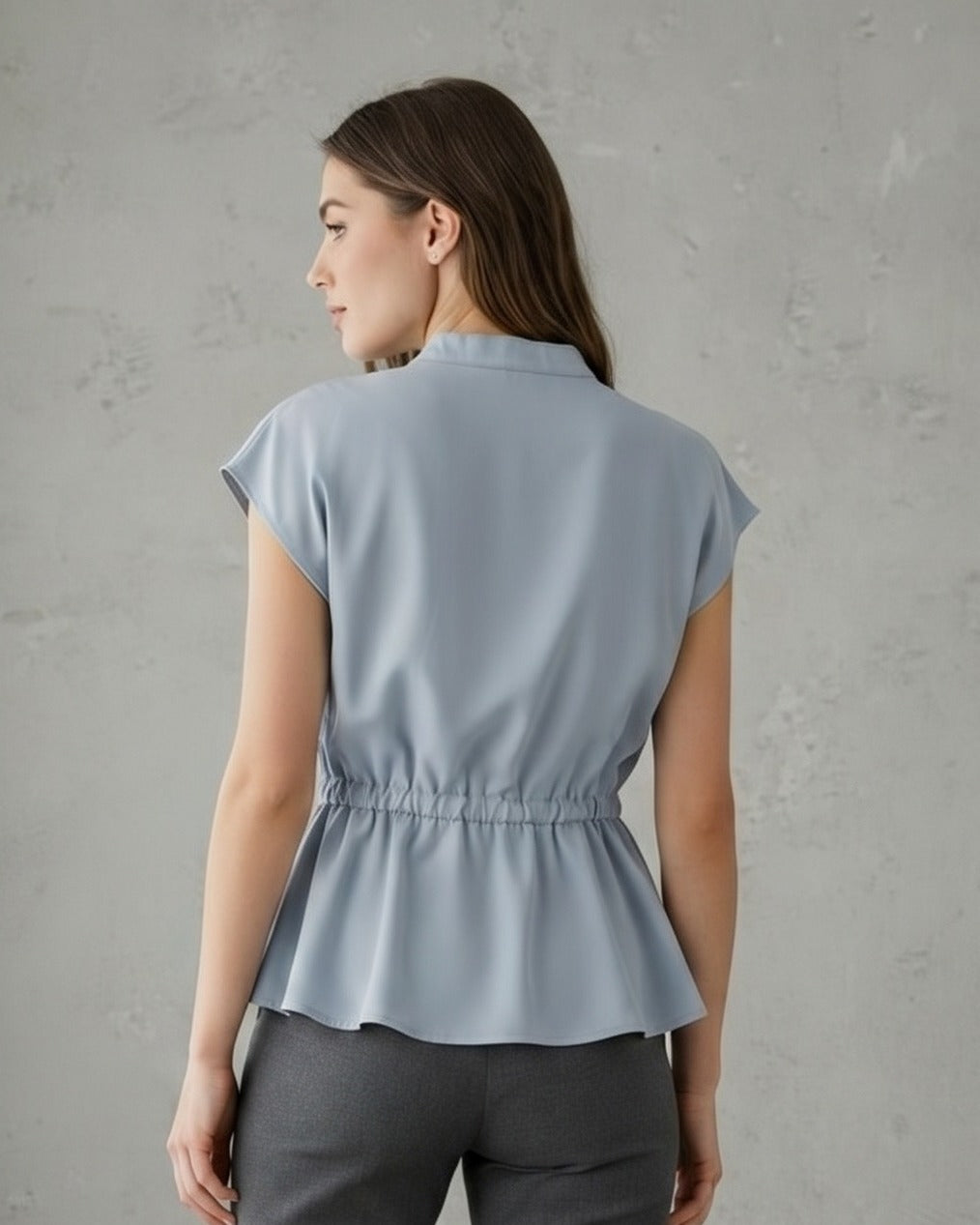 Finn Blouse - Stand-Collar in Blue Shirt - back fit
