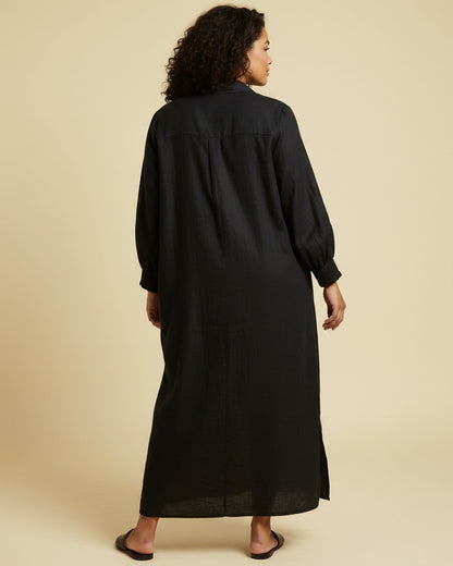 Tael Dress - Relaxed Linen in Black - back fit