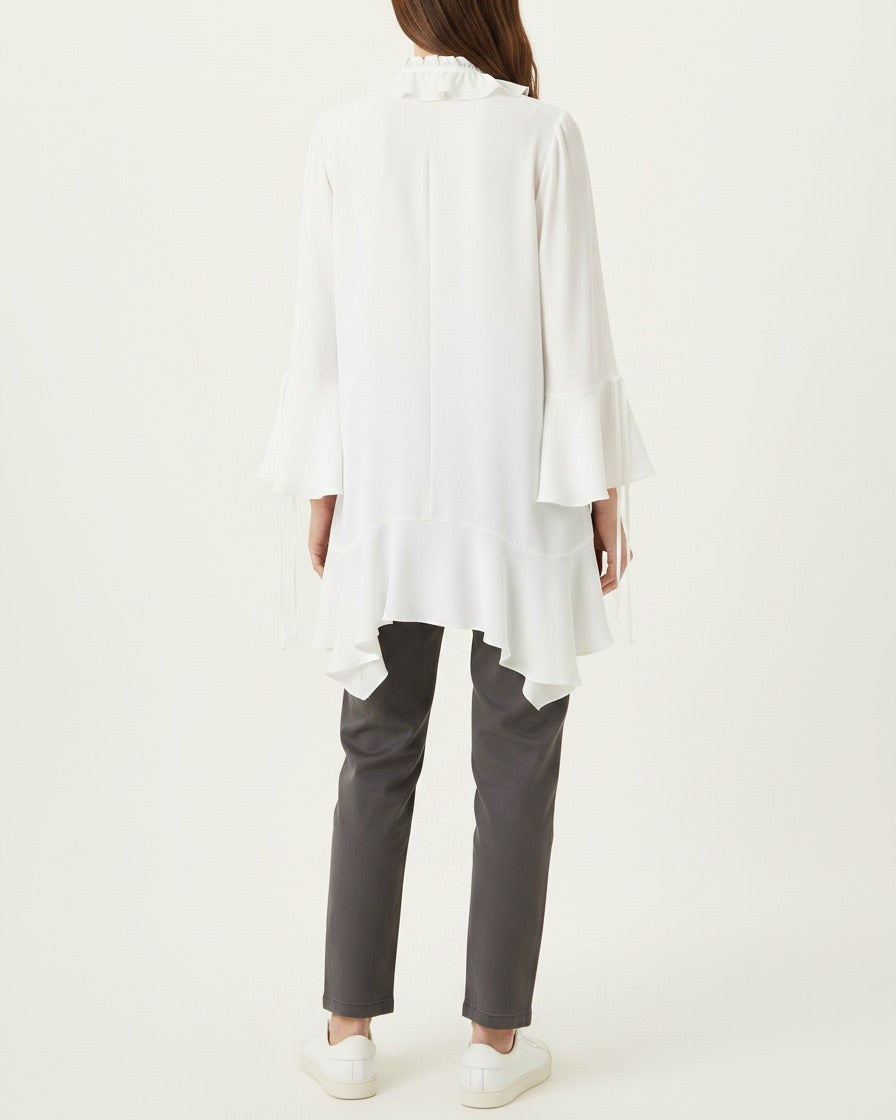 Brae Blouse in White - back fit