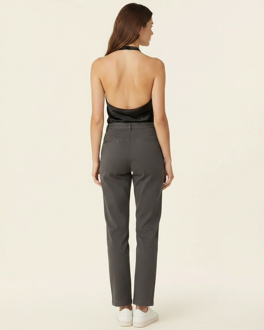 Xen Cardigan in black - back fit