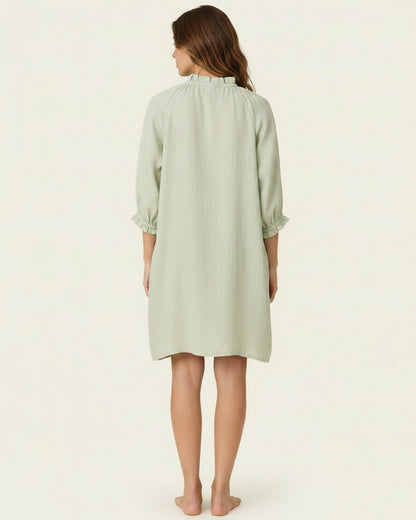 Oael Dress - Relaxed Linen in green - back fit