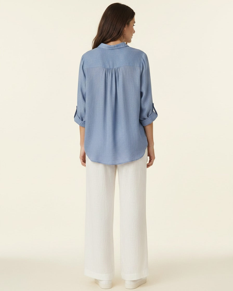 Lior Blouse - Relaxed Linen in Blue - back fit