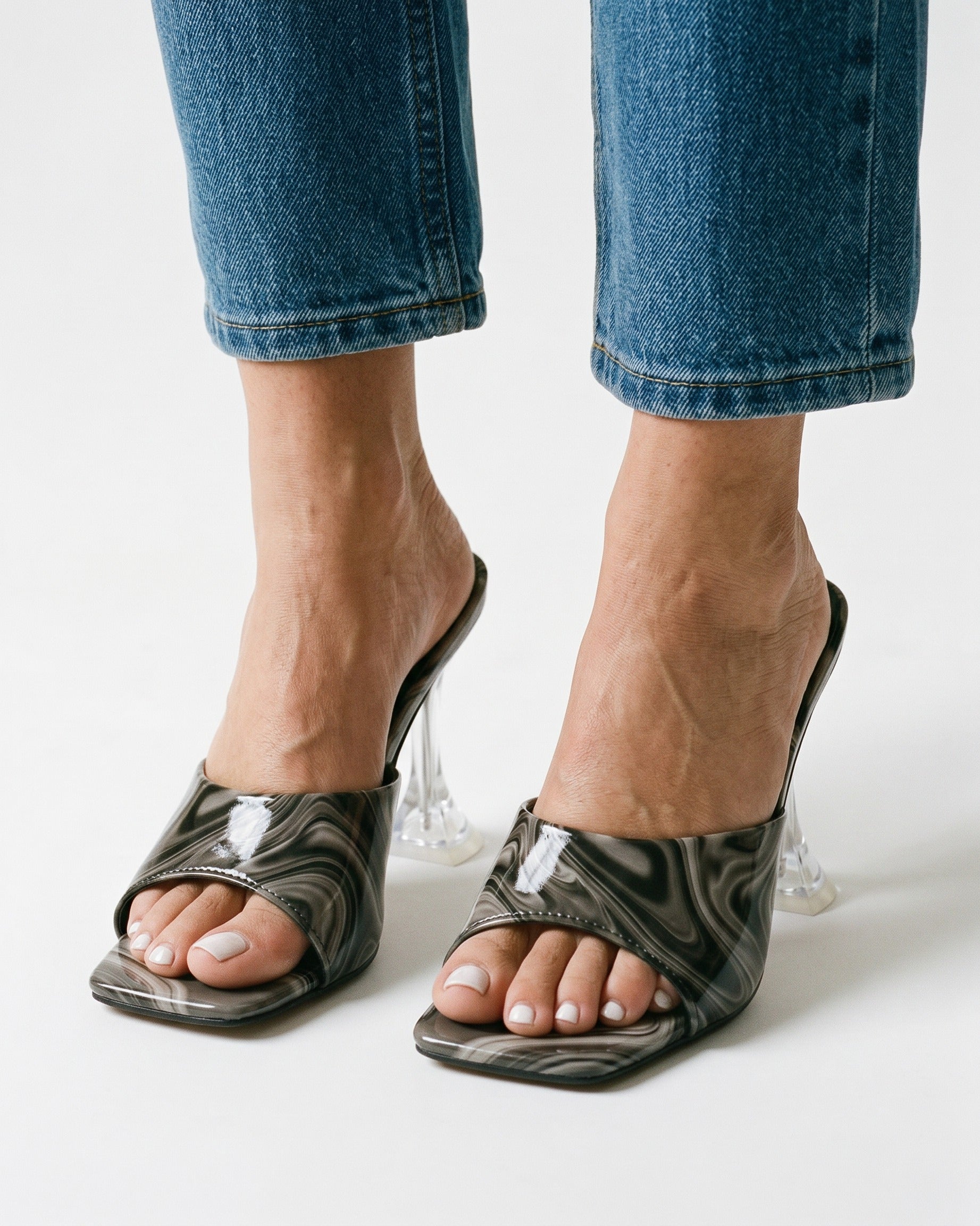 Haas Shoes - Square-Toe Leather in Black