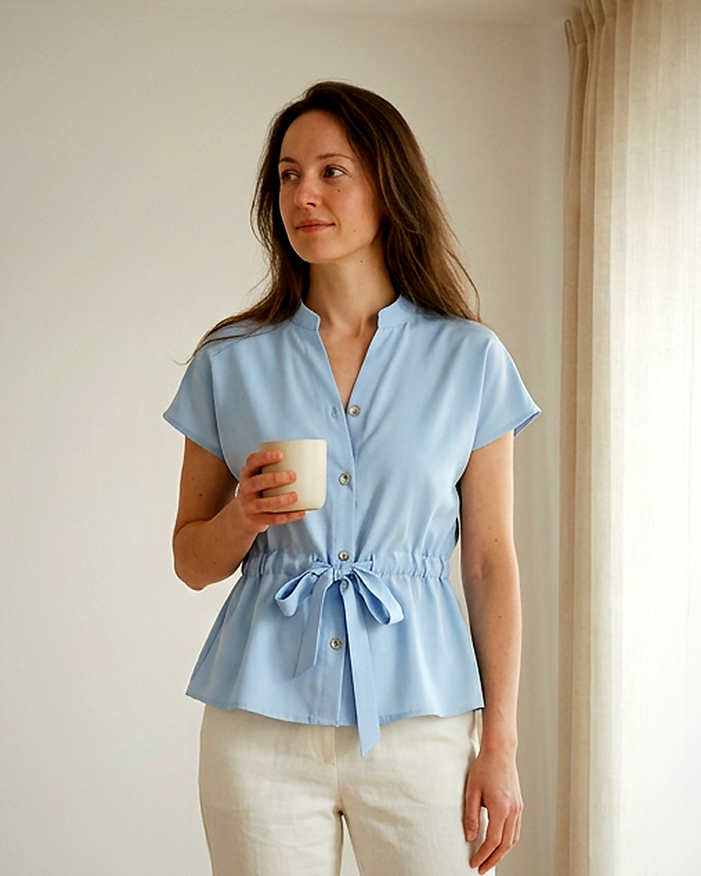 Tabitha Blouse - Relaxed Stand-Collar in Blue Shirt - indoor 1