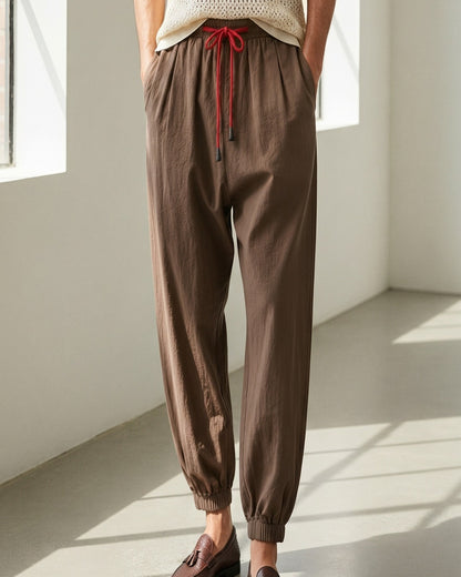 Jaan Trousers - Linen in coffee - indoor 1