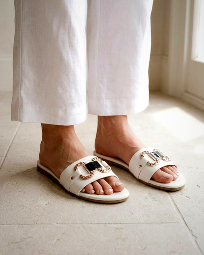 Edith Sandals - Round-Toe Leather in WHITE - indoor 1