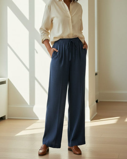 Sloane Trousers - Relaxed Wide-Leg Linen in Deep Blue - indoor 1