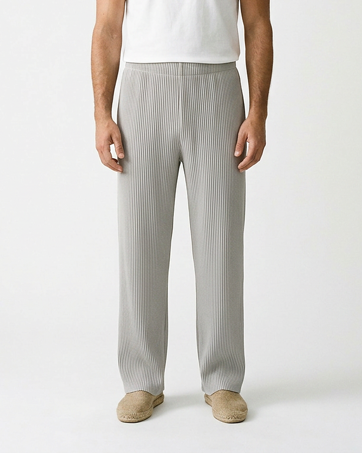 Yoel Trousers - Relaxed Straight-Leg in light gray