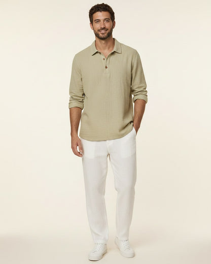 Ugo T-Shirt - Relaxed Linen in Light khaki - midsize front