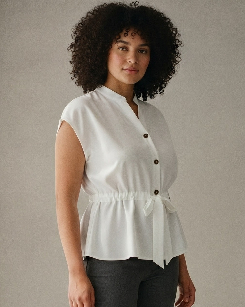 Finn Blouse - Stand-Collar in White Shirt - midsize front