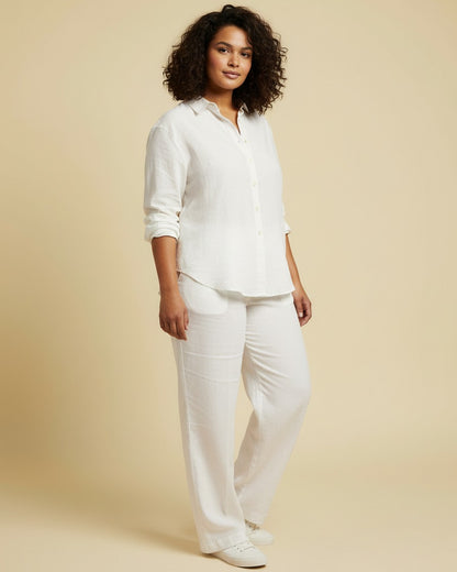 Lior Blouse - Relaxed Linen in White - midsize front