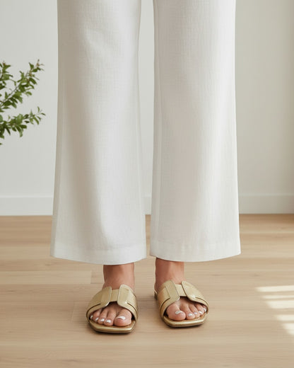 Pael Sandals - Square-Toe in Gold - midsize front