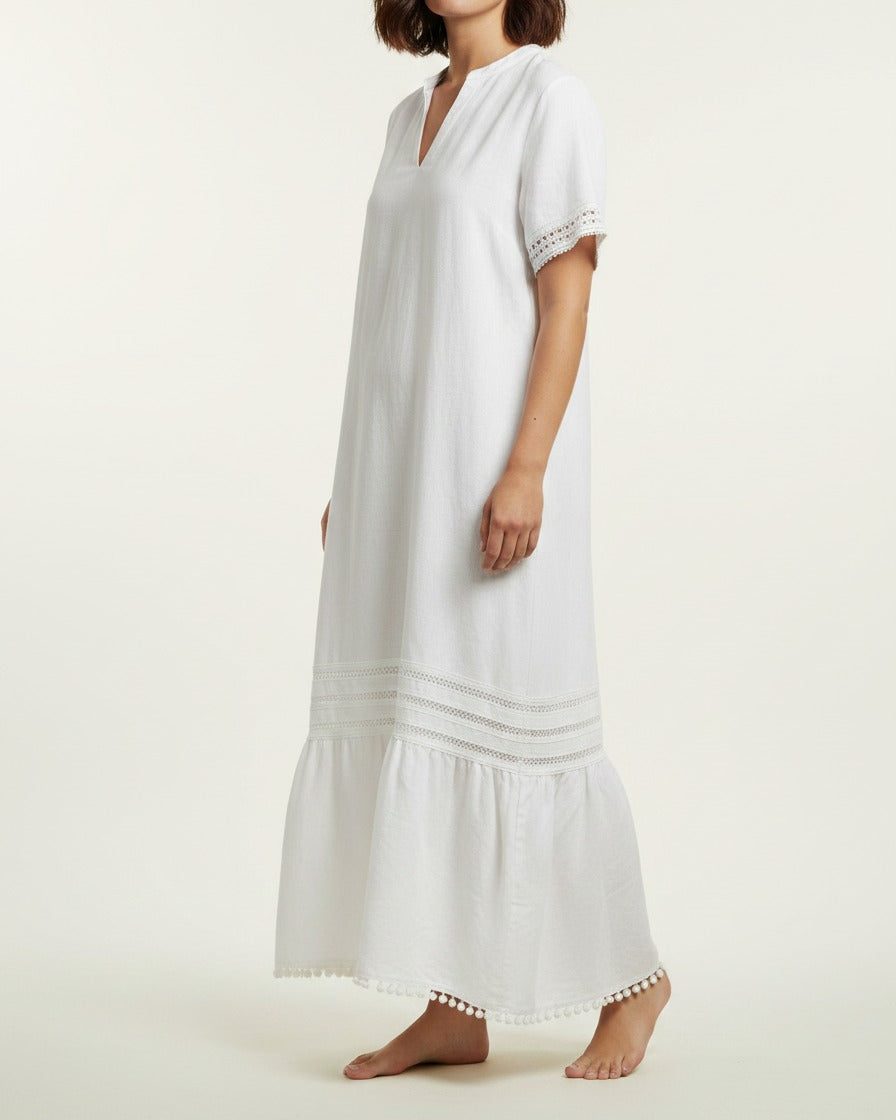 Bleo Dress - Linen in White - midsize front