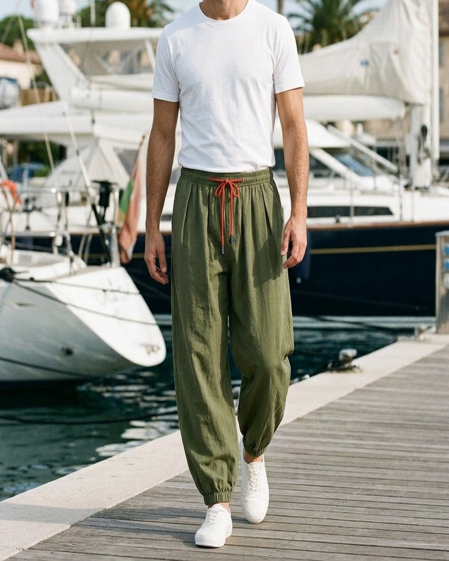 Jaan Trousers - Relaxed Linen in army green - outdoor 1