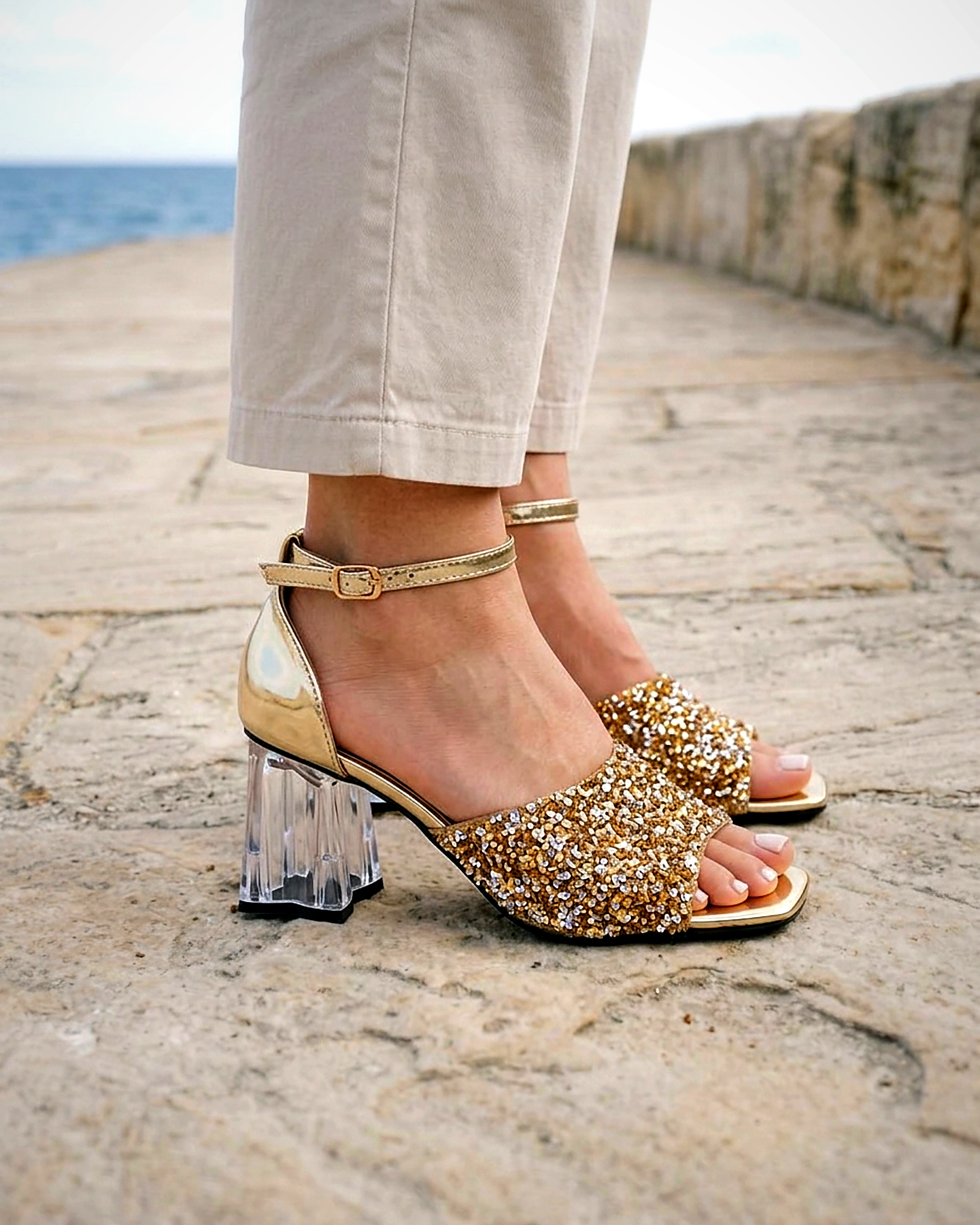 Hazel Sandals - Square-Toe Block-Heel in Gold