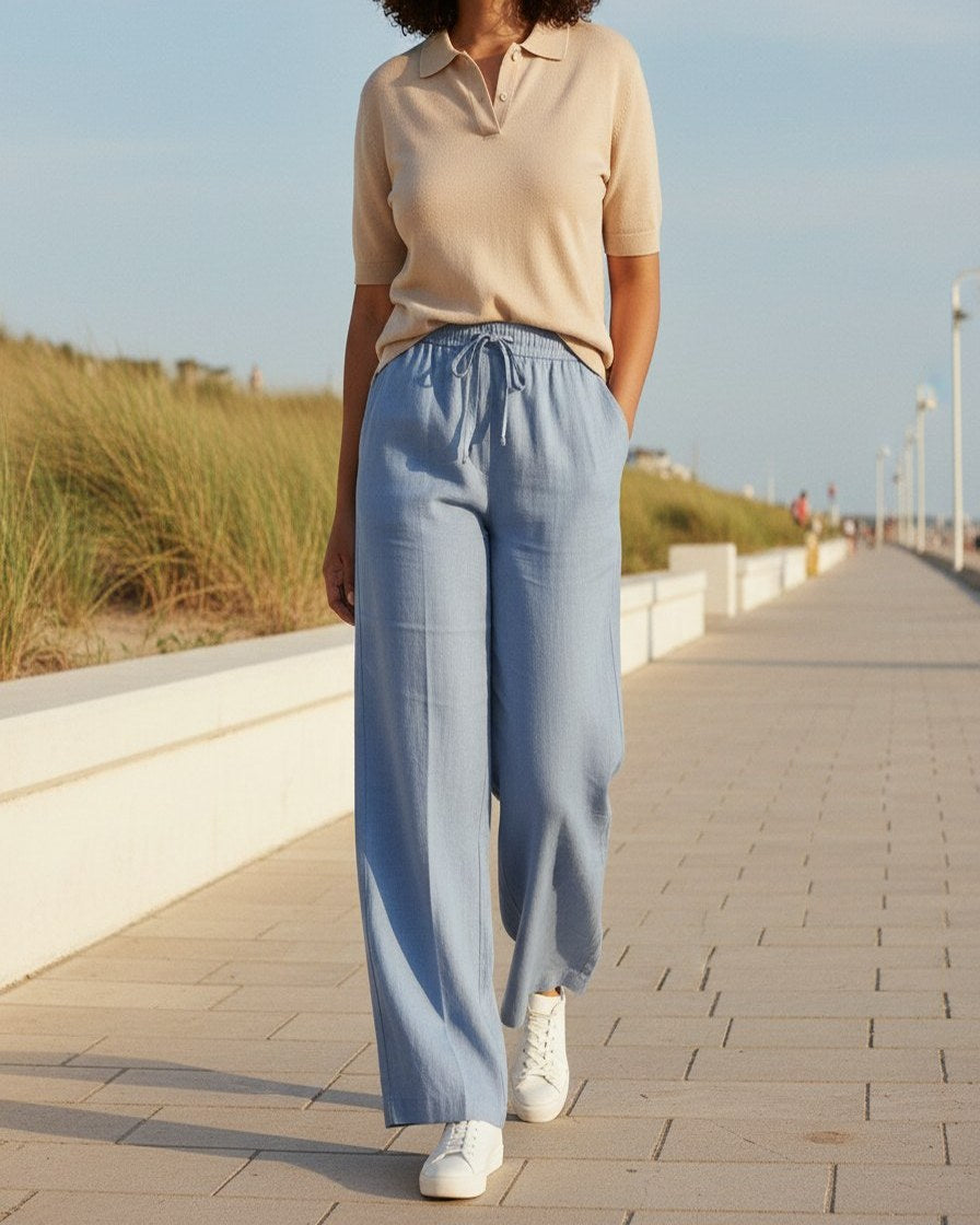 Sloane Trousers - Relaxed Wide-Leg Linen in Light Blue - outdoor 1