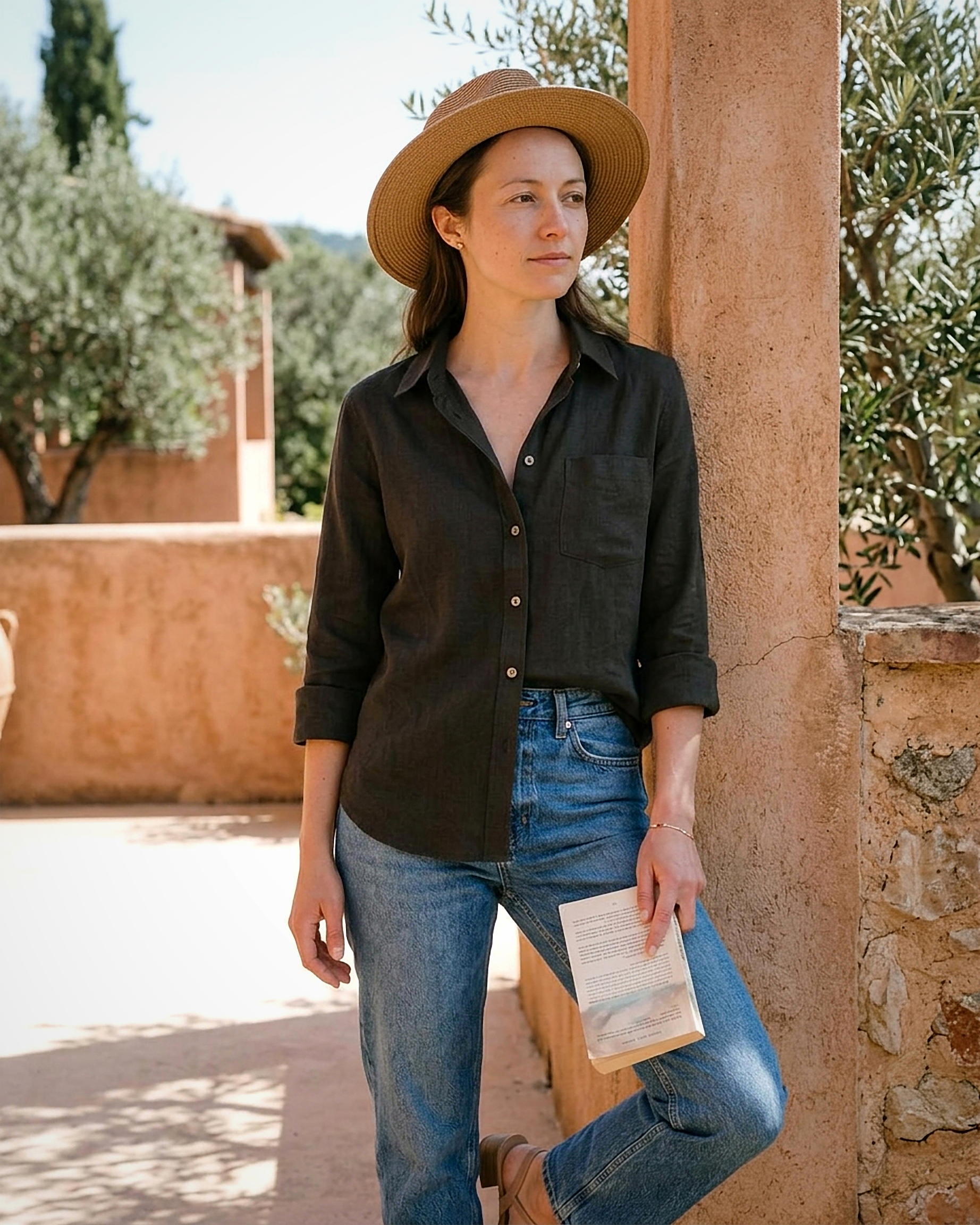 Marit Shirt - Relaxed Linen in black