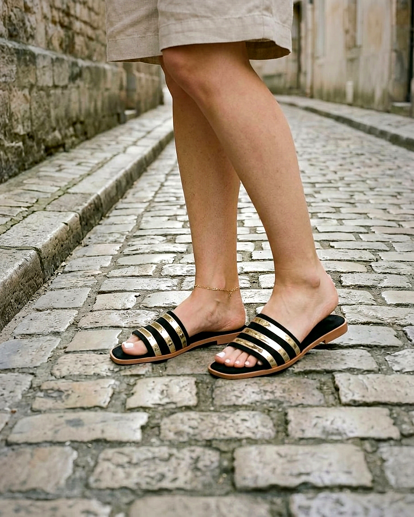 Paloma Sandals - Square-Toe Suede in Black
