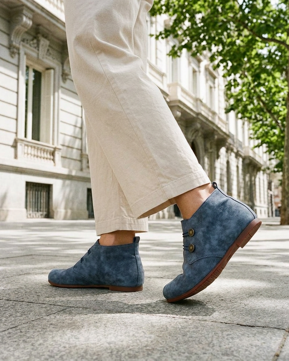 Xael Shoes - Leather in Blue - outdoor 1