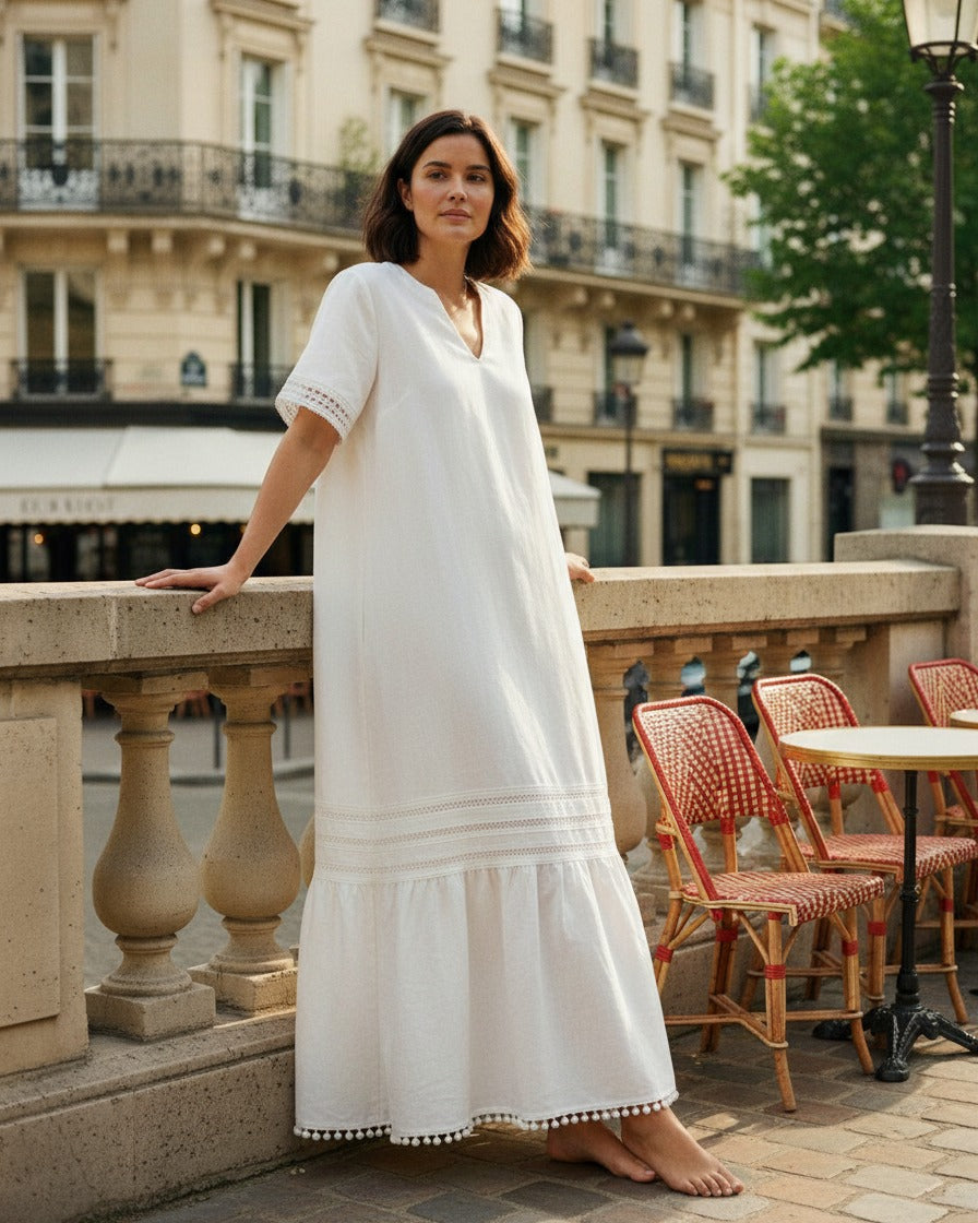 Bleo Dress - Linen in White - outdoor 2