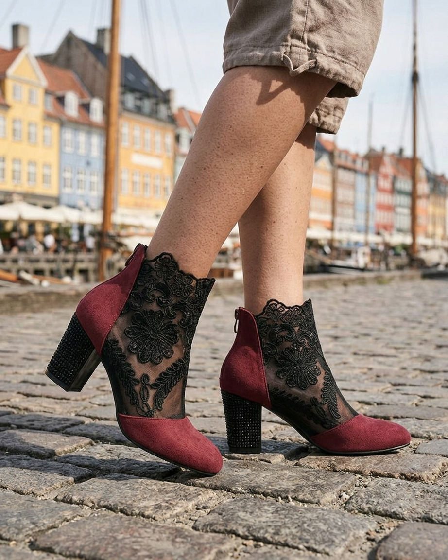 Dael Boots - Block-Heel Leather in Wine red - outdoor 2
