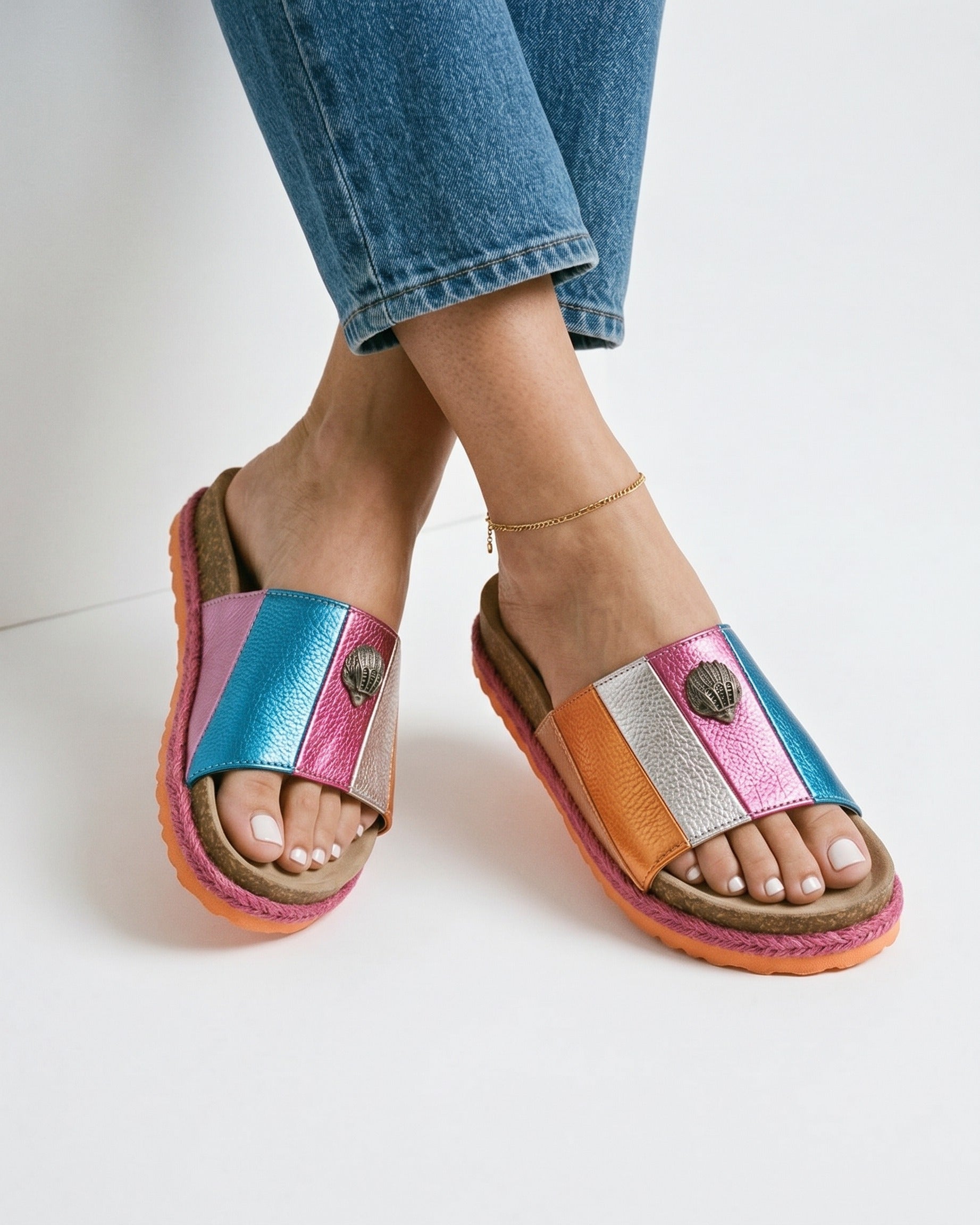 Cove Sandals - Platform in Beige - plus front