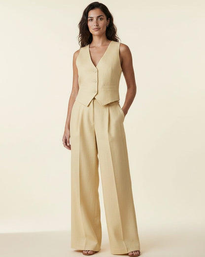 Eael Vest - Relaxed Wide-Leg High-Waist Denim in Light yellow - plus front