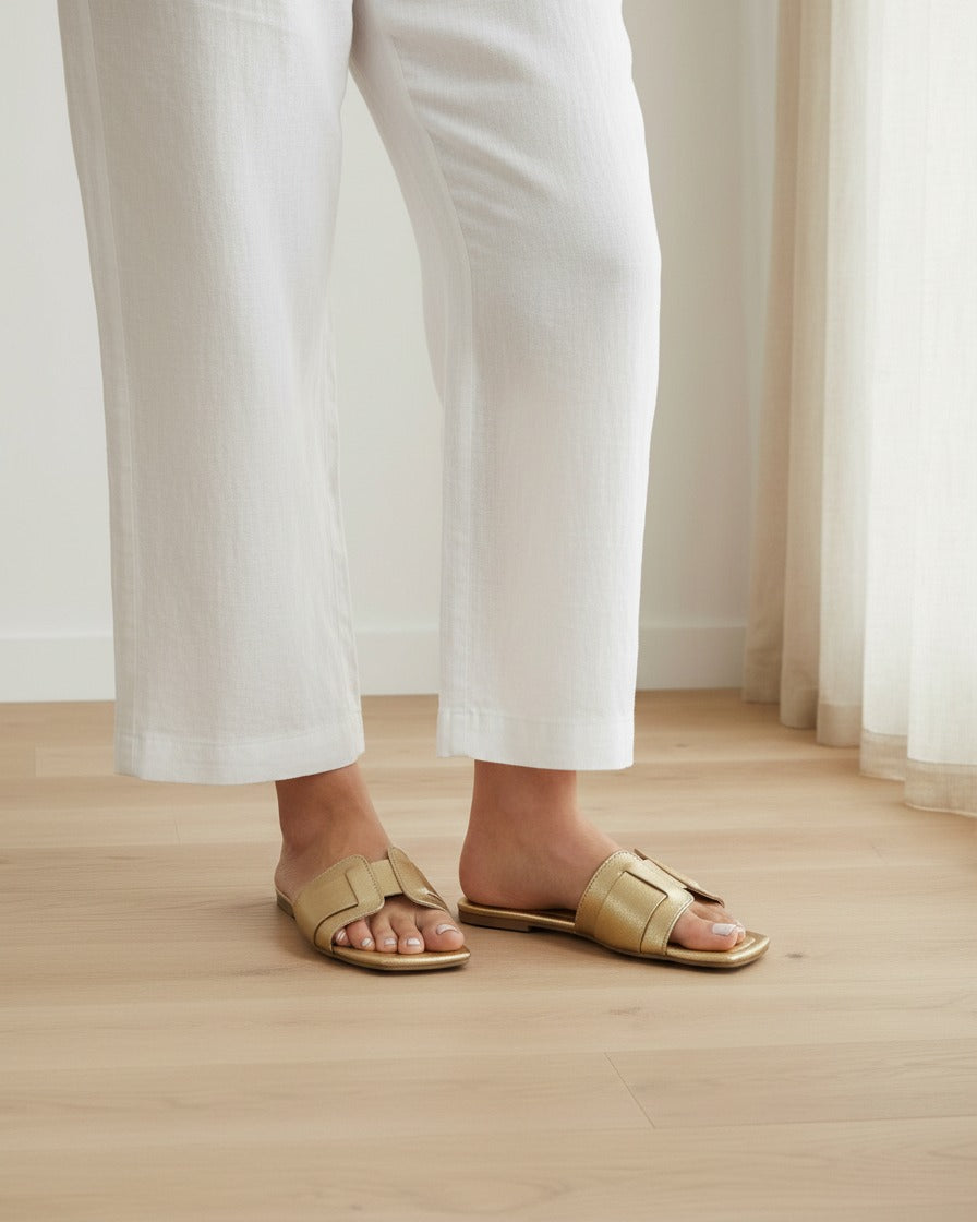 Pael Sandals - Square-Toe in Gold - plus front