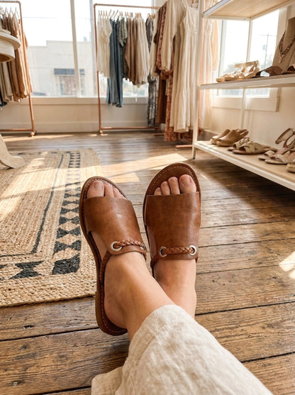 Eveline Sandals - Brown