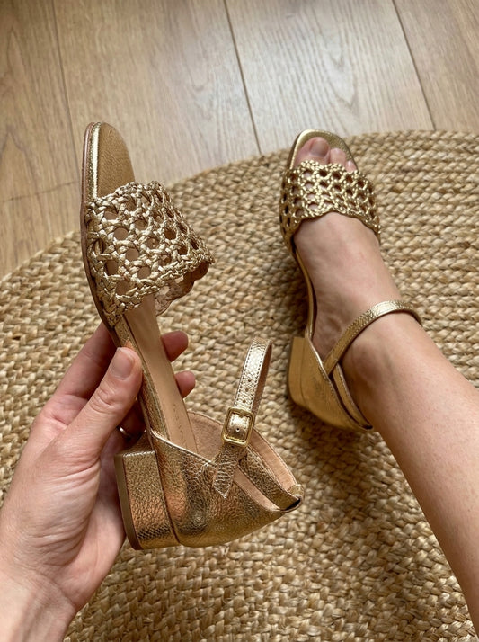 Aurelie Sandals - Woven Metallic