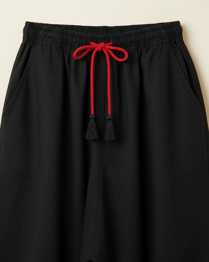 Jaan Trousers - Relaxed Wide-Leg Linen in Black - profile detail