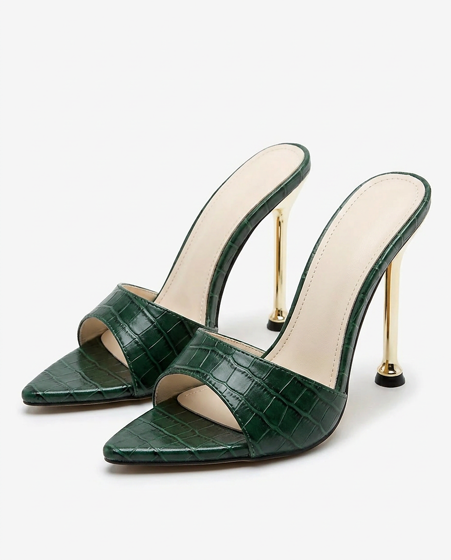 Cove Shoes - Pointed-Toe in Dark green - profile front dark green