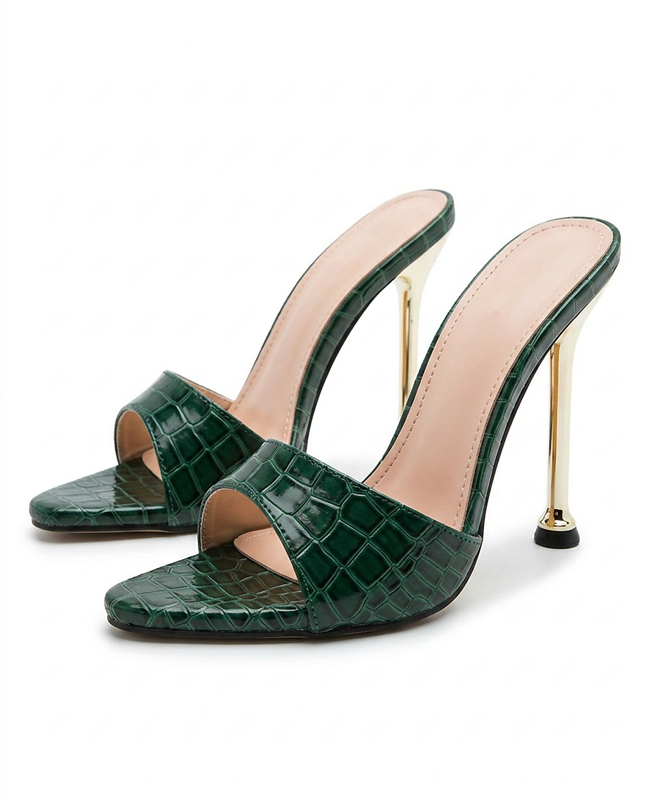 Cove Shoes - Pointed-Toe in Dark green