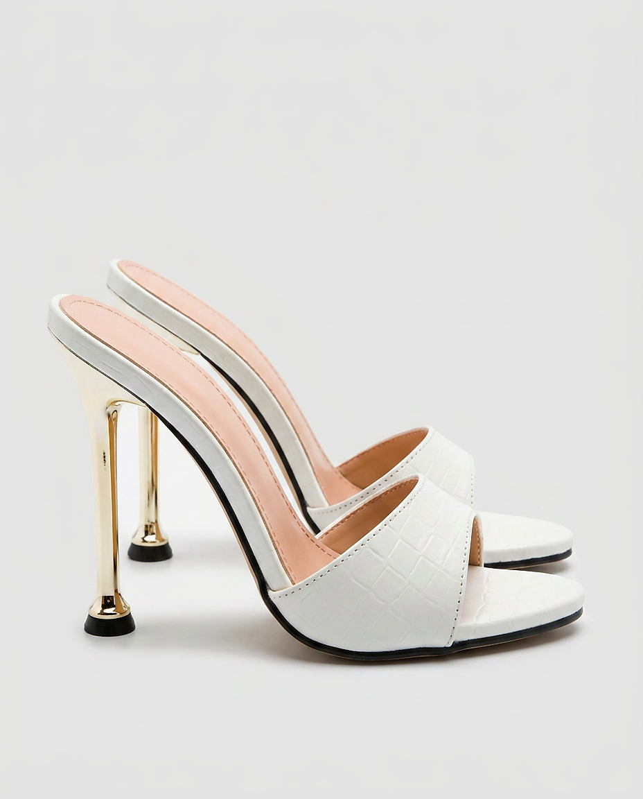 Cove Shoes - Pointed-Toe in White - profile side
