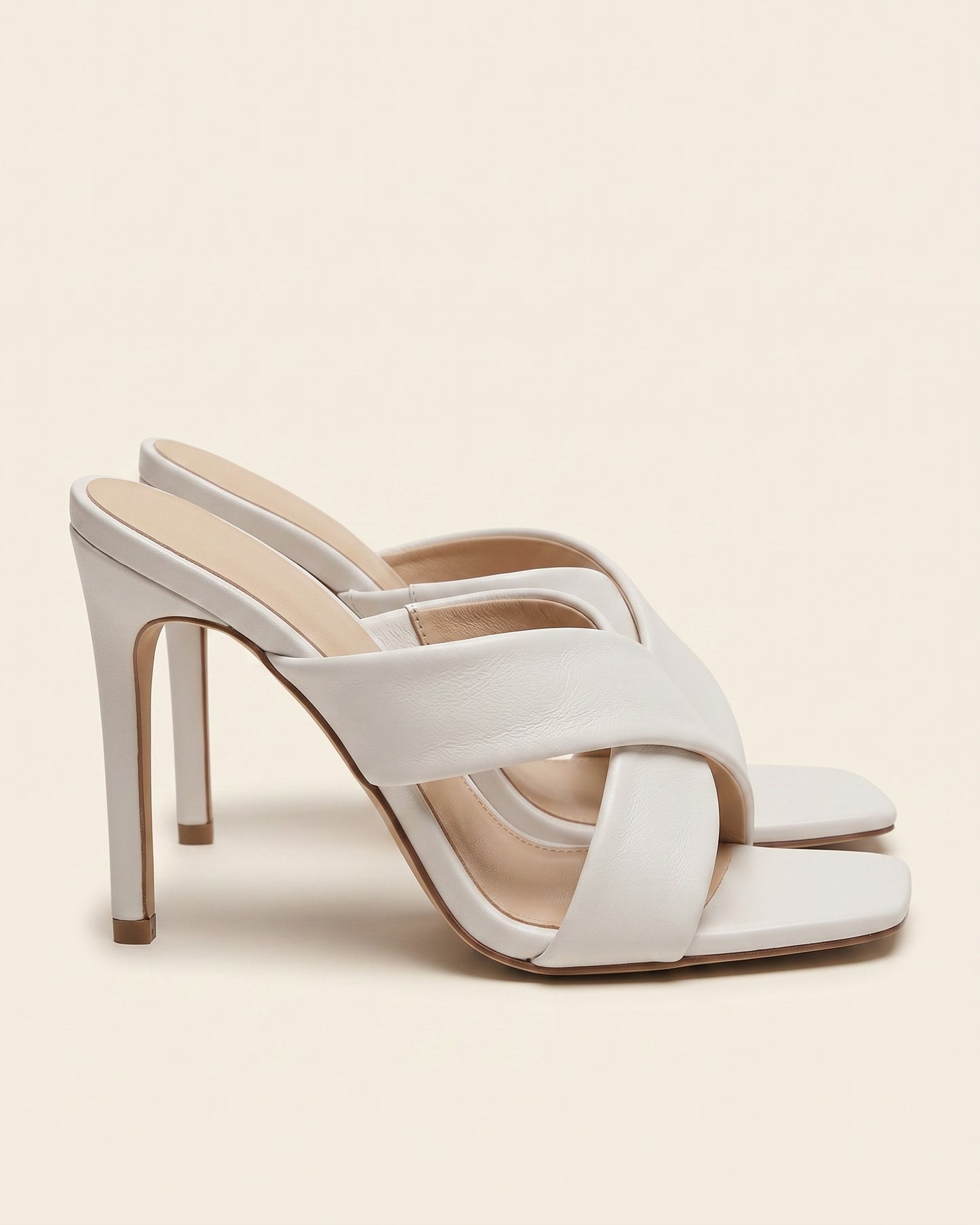 Gael Sandals - Square-Toe in White - profile side