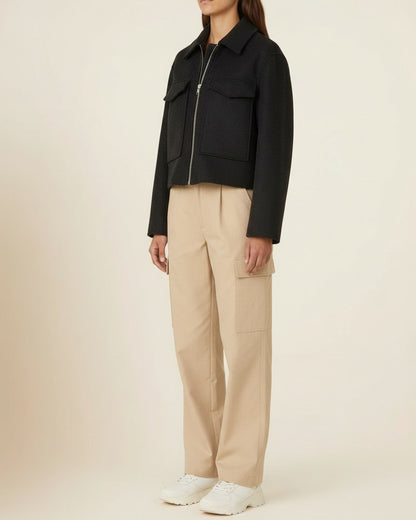 Tane Jacket - Relaxed Zip Wool in black - side fit