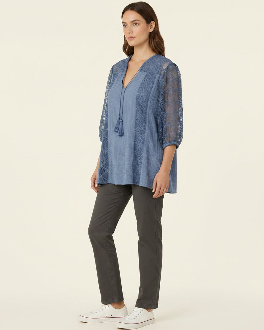 Luca Blouse - Cotton in Blue - side fit