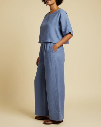Jude Shirt - Relaxed Linen in Blue - side fit