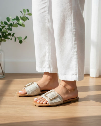 Arco Sandals in Creamy-white - side fit