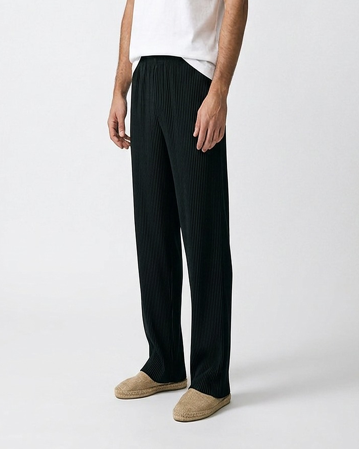 Yoel Trousers - Relaxed Straight-Leg in black - studio 1 black