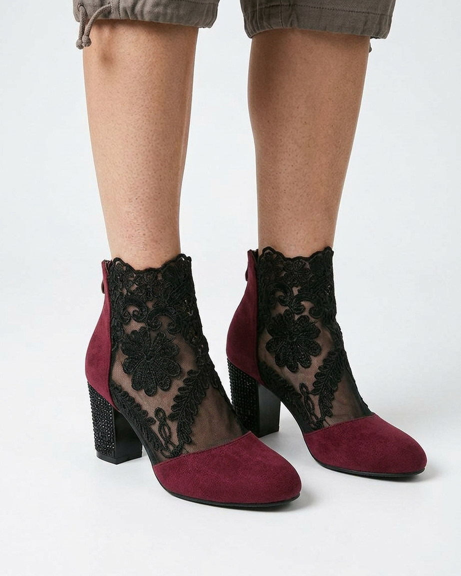 Dael Boots - Block-Heel Leather in Wine red - studio 2